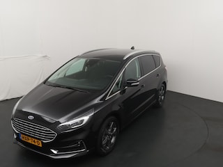 Ford S-MAX 2.5 HYBRID Titanium 7p. 190pk | Adapt. Cruise | 7zits | 1.560 trekgewicht | All seasonbanden | Achteruitrijcamera |