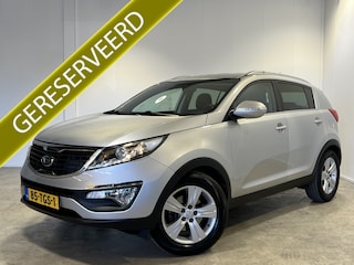 Kia Sportage 2.0 X-ecutive Plus Pack | Lichtmetalen Velgen 17" | Cruise Control | Lederen/Stoffen Bekleding | Parkeersensoren Achter | Airco |