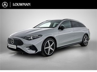 Mercedes-Benz CLA Shooting Brake 200 Business Solution AMG 58 kWh | Premium Pakket | Winterpakket | Nightpakket | Trekhaak | Massagefunctie | Smartphone integratie | Vast panoramadak | Sfeerverlichting | Sierelementen in aluminium | Verlichte grill |