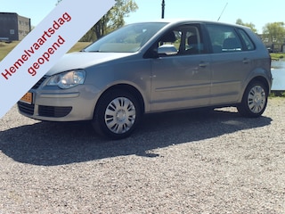 Volkswagen Polo 1.4-16V Comfortline - Airco