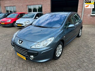Peugeot 307 1.6-16V Premium // Automaat // Nieuwe APK !!