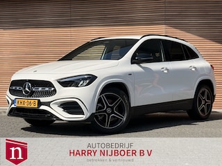Mercedes-Benz GLA 250 e AMG Line Black Optiek / Sfeerverlichting / Stoelverwarming / Camera