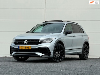 Volkswagen Tiguan 1.4 TSI eHybrid R-Line Pano HUD Black edition Camera Stoel+Stuurverwarming Dodehoekdetectie Lane assist Trekhaak