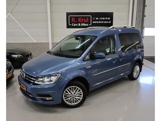 Volkswagen Caddy 1.4 TSI Highline Automaat Trekhaak afn. Leer/Alcantara App connect Camera Adaptieve Cruise control Xenon 2x Schuifdeur Extra getint glas Parkeerhulp Navigatie Sportvelgen Boekjes aanwezig Zeer nette staat