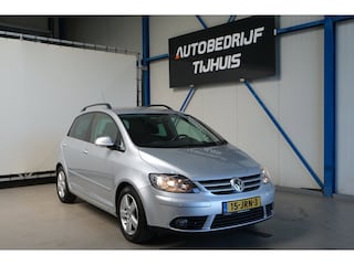 Volkswagen Golf Plus 1.6 Trendline > Lees advertentie <