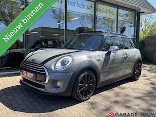 Mini Cooper 1.5 First Born Edition Automaat