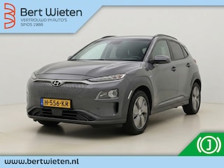 Hyundai Kona EV Fashion 64 kWh | Geen import | Navi | Camera
