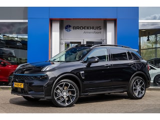 Lynk & Co 01 1.5 | Trekhaak 1800kg. | Panoramadak | Camera | 20''LM Velgen | Cruise Control Adaptief | Apple Carplay/Andoid Auto | Achteruitrijcamera | Airco (automatisch) | Apple Carplay/Android Auto|telefoonintegratie premium
