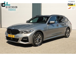 BMW 3-serie Touring 320e Business Edition Plus Carplay Trekhaak Sportstoel
