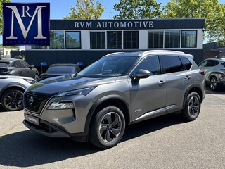 Nissan X-Trail N-Connecta Family Pack | VOLLEDIGE FABRIEKS GARANTIE TOT 03-2028 | VOOR & ACHTERSTOELEN VERWARMD | STUURWIEL VERWARMD | 7 PERSOONS! | KEYLESS | DODE HOEK | 360 CAMERA | APPLECARPLAY | ADAP. CRUISE |