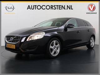 Volvo V60 2.0T 200PK Momentum Trekhaak Navi Ecc Cruise Control Pdc Lmv 17" Privacy Glas Led Isofix Bluetooth Origineel Nederlandse Auto Dealeronderhouden