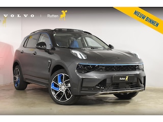 Lynk & Co 01 262PK Automaat / 360 Camera / Adaptieve cruise control / Glazen schuif-kanteldak / Elektrische stoelen met geheugenfunctie / Stoelverwarming / Elektrische achterklep / Climate control / Parkeersensoren V+A / 20"velgen / Keyless entry /