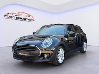 Mini Clubman 1.5 Cooper Chili /Apple Carplay & Android/Schuif-kanteldak/Harman Kardon/Stoelverwarming/Navi/Keyless/Sfeerverlichting/JCW Stuur/Cruise Control/(MET GARANTIE*)