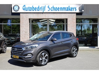 Hyundai Tucson 1.6 T-GDi Premium 4WD TREKHAAK 4XSTOEL/STUURVERW. STOELVERKOEL. LEER CAMERA ELEC.STOELEN/KLEP CRUISE CLIMA NAVI 2XPDC 19''LMV NAP 1600KG-TREKGEWICHT ENZ.