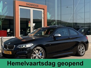BMW 2-serie Coupé M235i High Executive | Schuifdak | Harman / Kardon | Cruise | Memory | Leder | DAB | Navi |