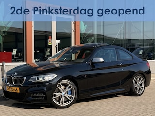 BMW 2-serie Coupé M235i High Executive | Schuifdak | Harman / Kardon | Cruise | Memory | Leder | DAB | Navi |