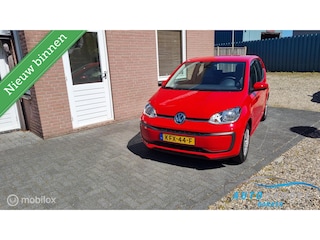 Volkswagen Up 1.0 BMT take up! 3 drs , airco bj 2018