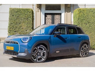 Mini Aceman SE Favoured XL 54.2 kWh PANO | LEDER | 360 CAM | H&K | MEMORY | FULL OPTION ORG NL 1E EIGN