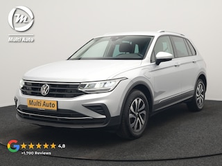 Volkswagen Tiguan 1.4 TSI eHybrid Active PHEV 245pk Dealer O.H. | Trekhaak Af Fabriek | Adaptive Cruise | Camera | Stoelen & Stuur Verwarmd | Apple Carplay | Navigatie | Virtual Cockpit | DAB | Plug In Hybrid |