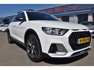 Audi A1 30 TFSI epic , CLIMATRONIC , VIRTUAL COCKPIT , NAVI VIA APP ,  PDC V+A , LMV17 ,