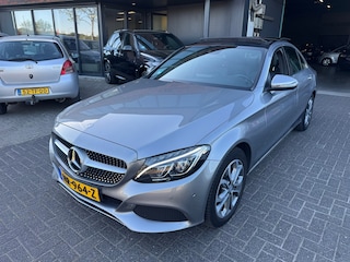 Mercedes-Benz C-klasse 350 e PANO CAMERA TREKHAAK BURMESTER LUCHTVERING ORIG NL NAP