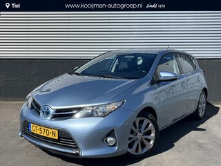 Toyota Auris 1.8 Hybrid Executive Trekhaak, Stoelverwarming, Navigatie, Parkeersensoren, Achteruitrijcamera, Cruise control, Climate control, Volledig dealeronderhouden