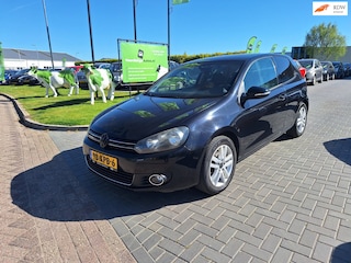 Volkswagen Golf 1.4 TSI Highline / Super comfortabel / APK maart 2027