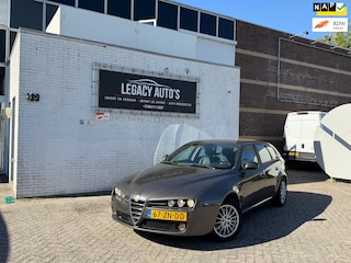 Alfa Romeo 159 Sportwagon 1.8 MPI Distinctive - VOL OPTIE - RIJDT & SCHAKELT GOED!