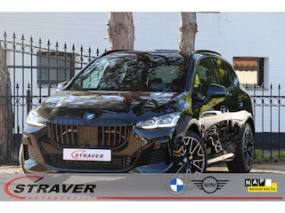 BMW 2-serie Tourer 230e xDrive |M-Sport |Harman/Kardon |Trekhaak |Panoramadak