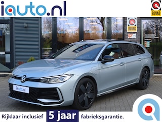 Volkswagen Passat Variant 1.5 eHybrid 272PK R-Line Edition Black Style Leder/Pano/IQ.Light/360/Headup/HK/Navi Max/ACC/19"/Trekhaak wegkl.