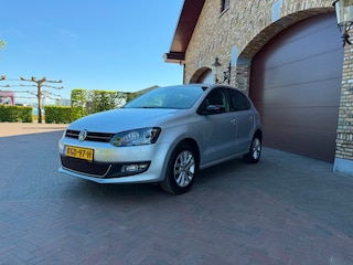 Volkswagen Polo 1.2 TSI Style 105 Pk Xenon/LED/Climate/Cruise/Navigatie/Stoelverwarming/PDC/Elekt Ramen/Elekt Spiegels/Apk 04-2027