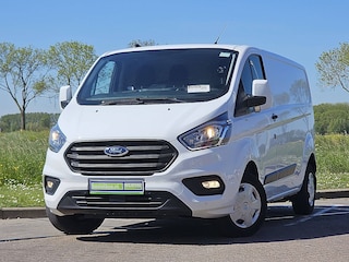 Ford Transit Custom 2.0 L2H1 Airco Euro6 130