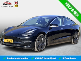 Tesla Model 3 Long Range AWD 75 kWh Warmtepomp / 3 Fase / Autopilot / Stoel en Stuurverwarming / Leder / Panorama /