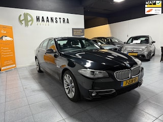 BMW 520i Sedan Modern Navigatie vol leder NL Auto! NAP Nieuw Staat!