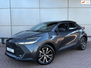 Toyota C-HR 2.0 Plug-in Hybrid 220 Dynamic | Camera | Stoel & Stuurverwarming | Navigatie |
