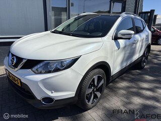 Nissan Qashqai 1.2i Connect Ed Navi ECC Camera Pano 18"lm PDC Parelmoer Privacy