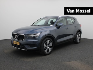 Volvo XC40 1.5 T2 Momentum | Achteruitrij Camera | Digital Cockpit | Stoelverwarming | Stuurverwarming | Cruise Control | Climate Control | Navigatie | Apple Carplay | Android Auto |