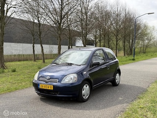Toyota Yaris 1.3-16V VVT-i Sol*SCHERM*AIRCO*NEW APK 05/27