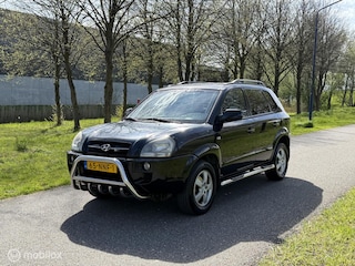 Hyundai Tucson 2.0i Active*LEDER*STOELVERWARMING*TREKHAAK
