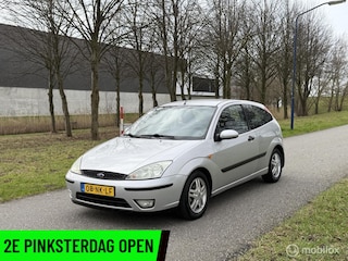 Ford Focus 1.6-16V Trend*AUTOMAAT*AIRCO*ELEK. RAMEN