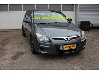 Hyundai i30 1.4I NETJES*TECHNISCHE OPKNAPPER*AANBIEDING*