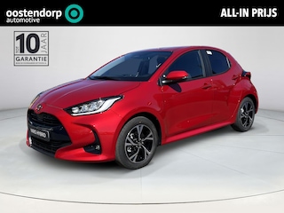 Toyota Yaris 1.5 Hybrid 115 Dynamic | Emotional red parelmoer | Nieuw uit voorraad leverbaar |