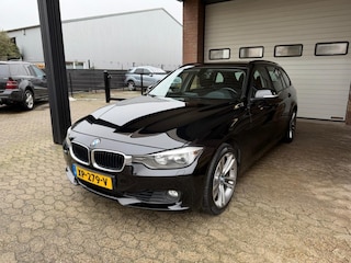 BMW 328i 2.0 Touring stoelverwarming trekhaak