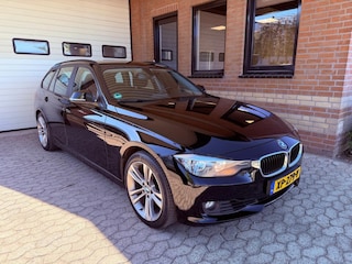 BMW 328i 2.0 Touring stoelverwarming trekhaak