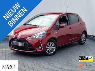 Toyota Yaris 1.5 Hybrid Dynamic | NL Auto | Dealer onderhouden | Camera | Navi | LM Velgen