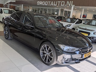 BMW 320i High Executive Automaat Airco, Cruise Control, Stuurbekrachtiging