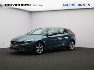 Volvo V40 1.6 T2 Summum / Stoelverwarming / Elektr. stoelverstelling bestuurder / Cruise Control / Leder / Verwarmbare voorruit / Bluetooth