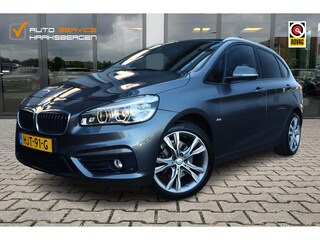 BMW 2-serie Tourer 218i Sportline | Trekhaak | 18 Inch | LED |