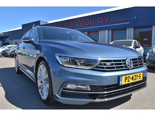 Volkswagen Passat Variant 1.4 TSI Highline Business R , TREKHAAK , VIRTUAL COCKPIT , LED KOPL , A UITRIJ CAM , LMV19 ,