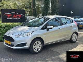 Ford Fiesta 1.0 ecoboost pdc , NAVI, LED, AC